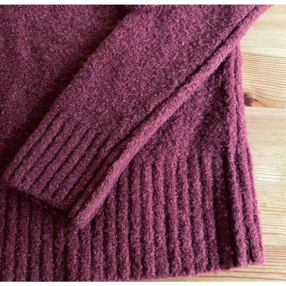 ✨x REVOLVE Rocky Sweater in Strawberry
Lovers and Friends✨ - Picture 7 of 8